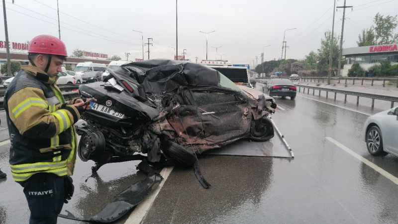 Kocaeli’de 8 araç birbirine girdi