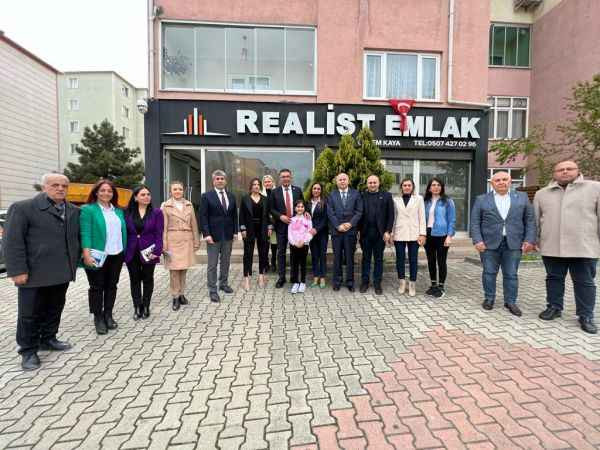 Çayırova İYİ Parti’yi bağrına bastı