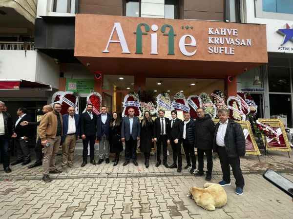 İzmit’e yeni mekan! Afife açıldı