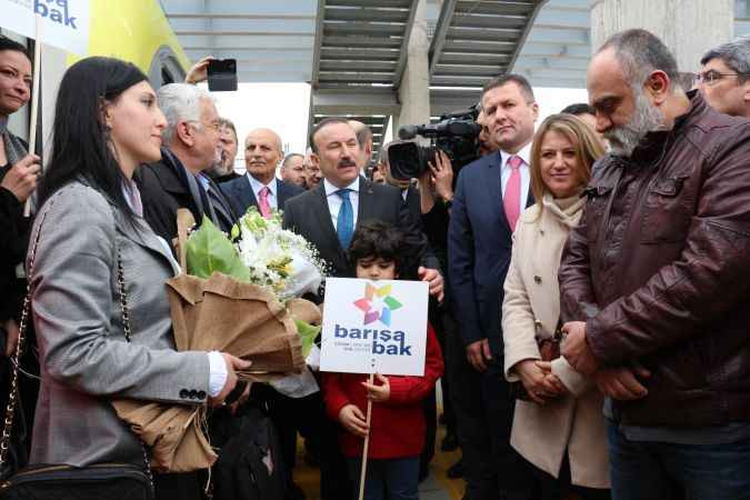 Sarı: İşbirliklerinizi bize yıkmaya çalışmanızın sebebi, gidecek olmanızı bilmeniz!