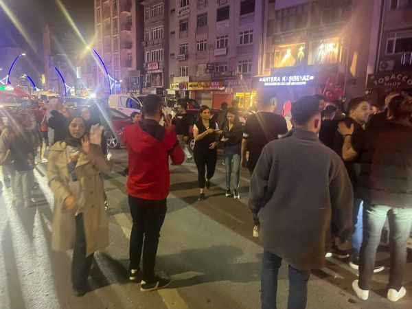 AKP’liler yolu kapattı!