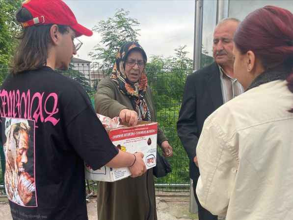 CHP’li gençler es vermeden çalışmalara başladı