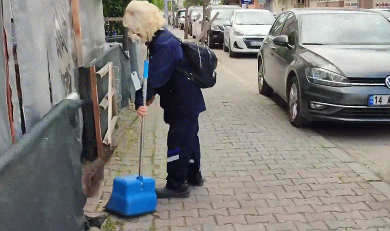 Bu temizlik işçisini gören dönüp bir daha bakıyor!