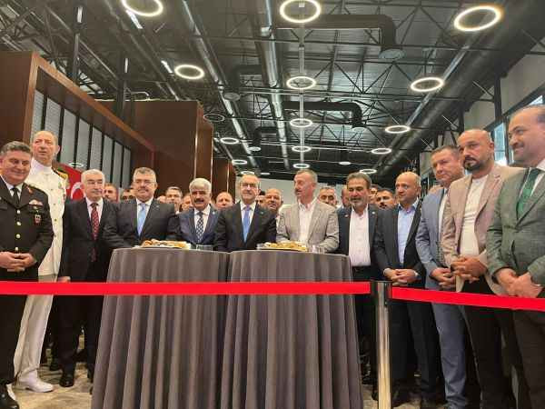 Kocaeli protokolü bayramlaştı!