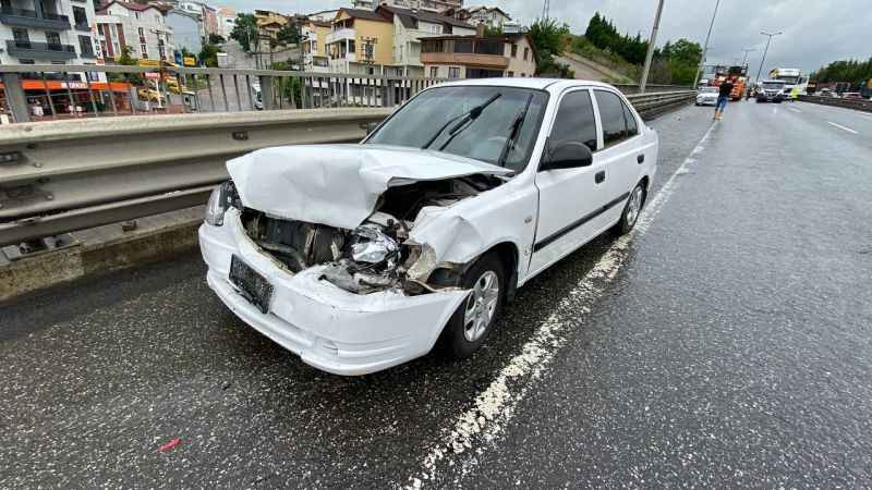 13 araç zincirleme kaza yaptı, trafik felç oldu