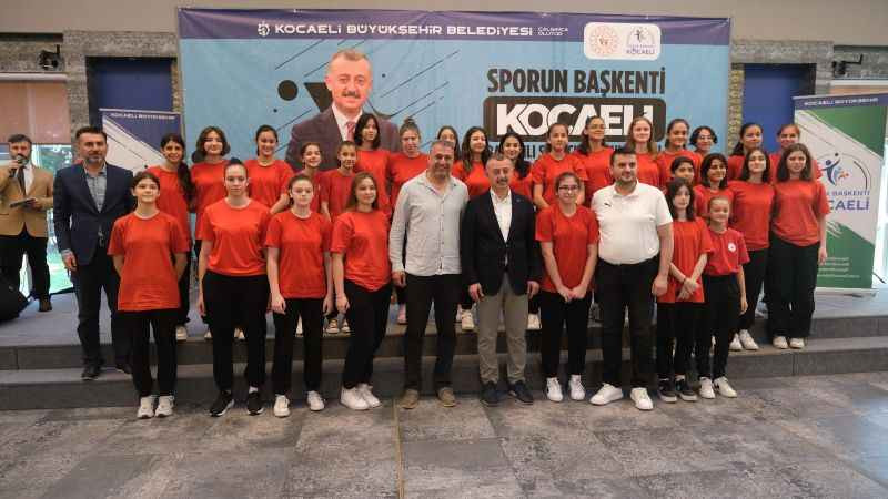 Kocaeli’nin Başarılı Sporcuları Başkan Büyükakın ile buluştu