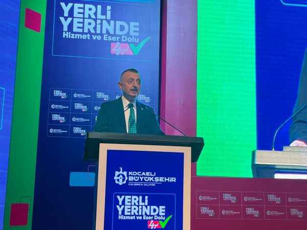 Büyükakın: Yakama Türk bayrağı takıp herkesin başkanı oluyorum