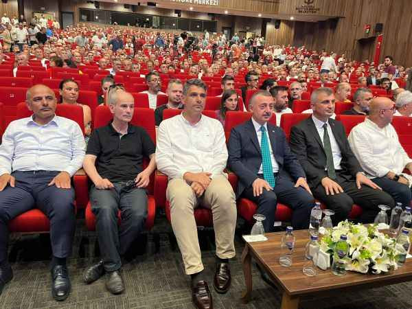 Belediye başkanları nerede? AKP' de 4 belediye mi var?