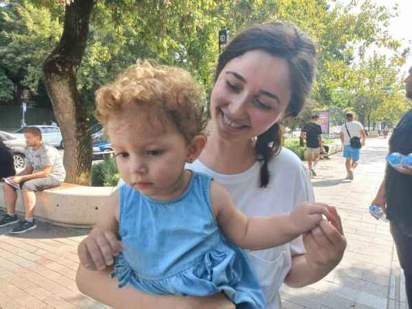 Kocaeli'de KPSS heyecanı... Adaylar sınıfta, aileler dışarıda ter döküyor