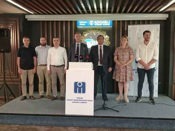 Kocaeli'de mühendisler sahaya çıkıyor, 12 ilçedeki binalar, deprem için incelenecek