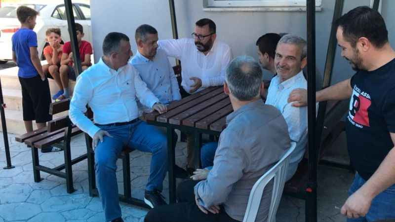 Başkan Büyükakın Alikahya’da cami cemaatiyle buluştu