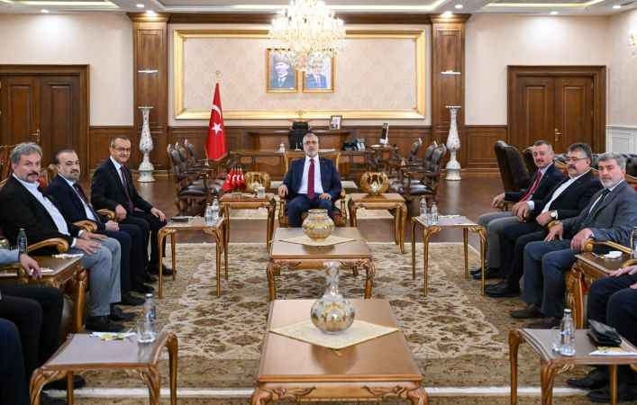 Bakan Işıkhan Kocaeli’de