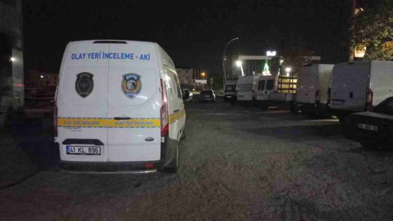 Kocaeli'de 19 yaşındaki genç, 6. kattan düşerek can verdi