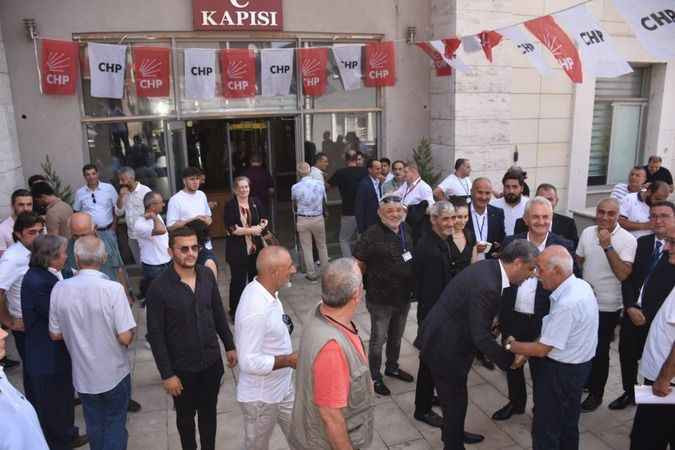 CHP Dilovası’nda yeni başkan Turan