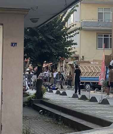 Kocaeli'de zabıta ile karton toplayıcıları birbirine girdi! O anlar kamerada