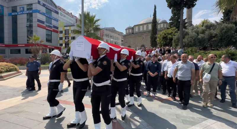 Kaymakam Özdemir toprağa verildi