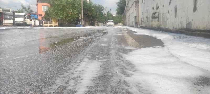 Kocaeli'de sağanak sonrası şaşırtan görüntü