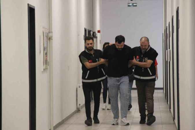 Kocaeli'deki kanlı pusunun ardından cephanelik çıktı, cinayet zanlısı 3 yıl sonra yakalandı