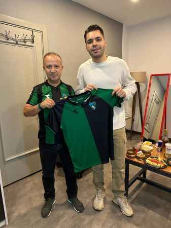 Emir Can İğrek'ten Kocaelisporlulara güzel jest!