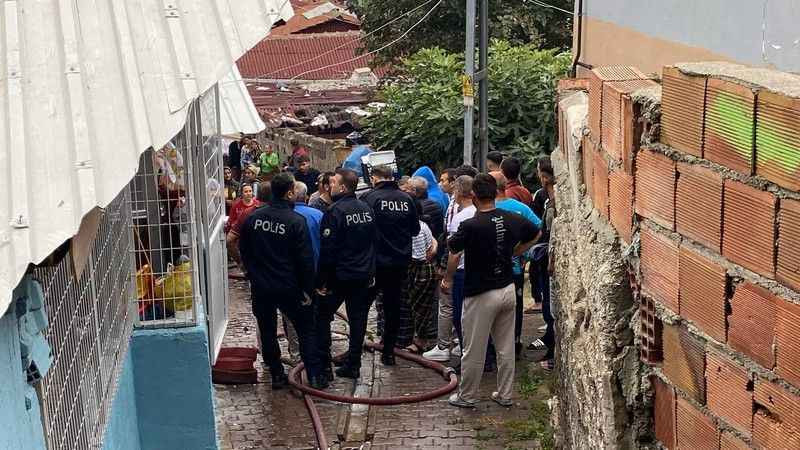 İzmit'te mahalleliyi sokağa döken yangın