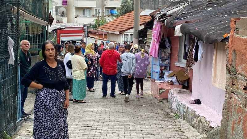 İzmit'te mahalleliyi sokağa döken yangın
