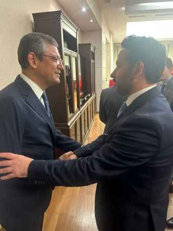 Ercan’dan Özel’e tebrik