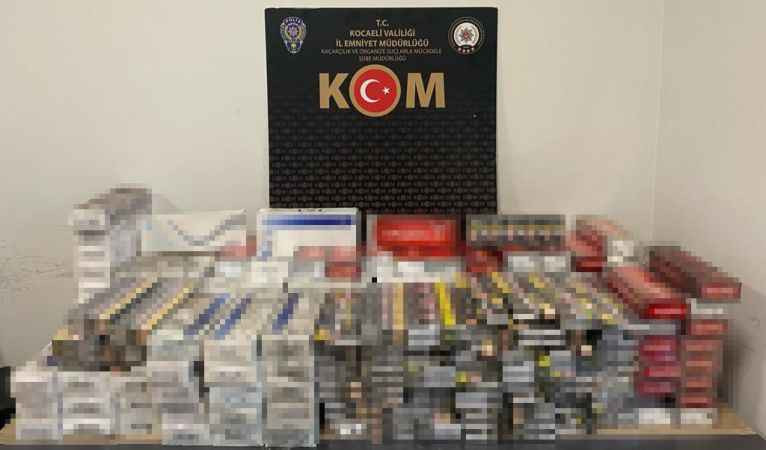 Otobüsteki kaçak sigara zulası hayrete düşürdü