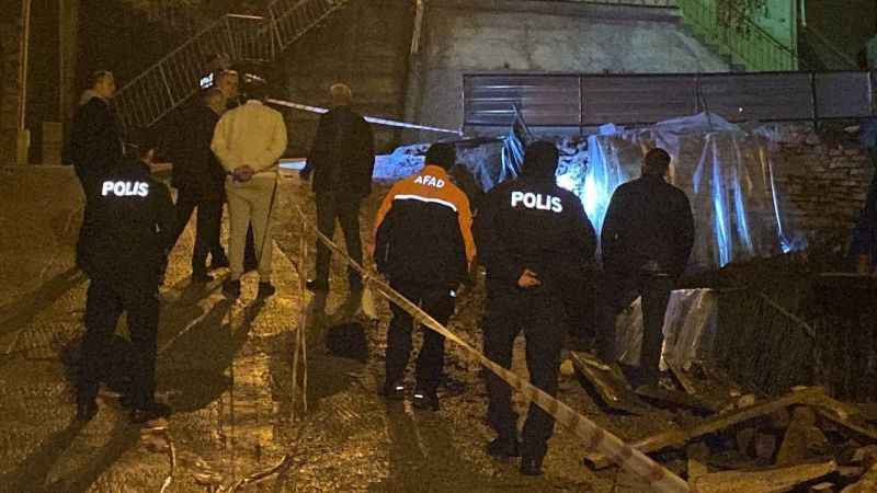 İzmit'te aynı mahallede ikinci kez duvar ve yol çöktü