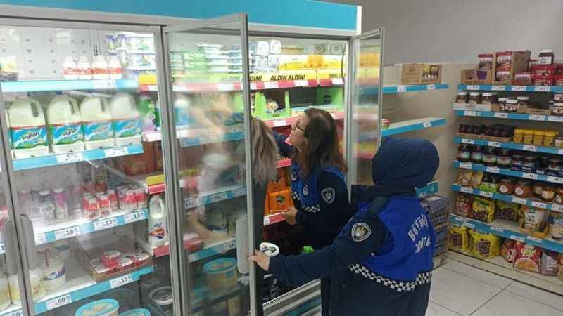 Yerel ve zincir marketlere etiket baskını!