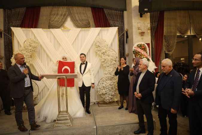 Temayülden çıkıp düğününe yetişti