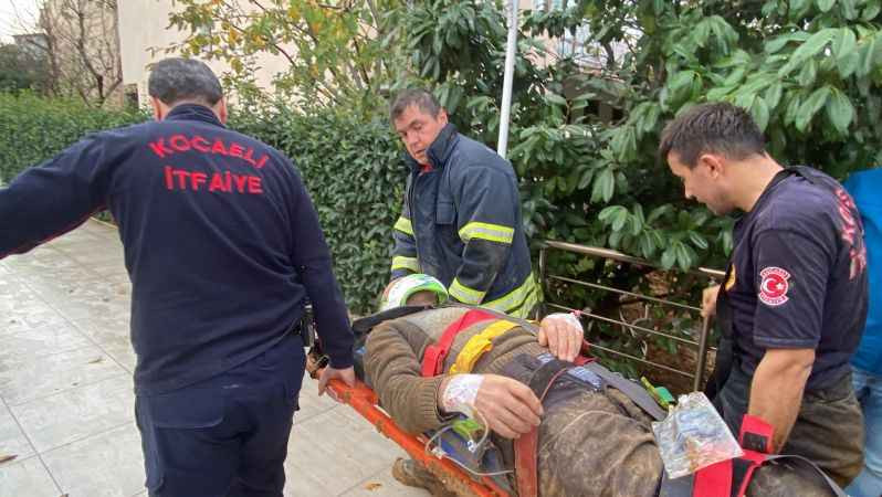 Kocaeli’de toprak kayması İşçi boğazına kadar toprağa gömüldü