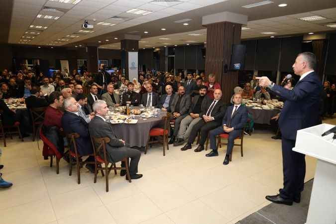 Büyükakın Gebzeli esnafla buluştu! "Ahilik teşkilatı tam da sizsiniz"