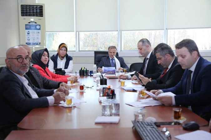 Yılbaşında eğlence merkezleri o saate kadar açık kalacak!