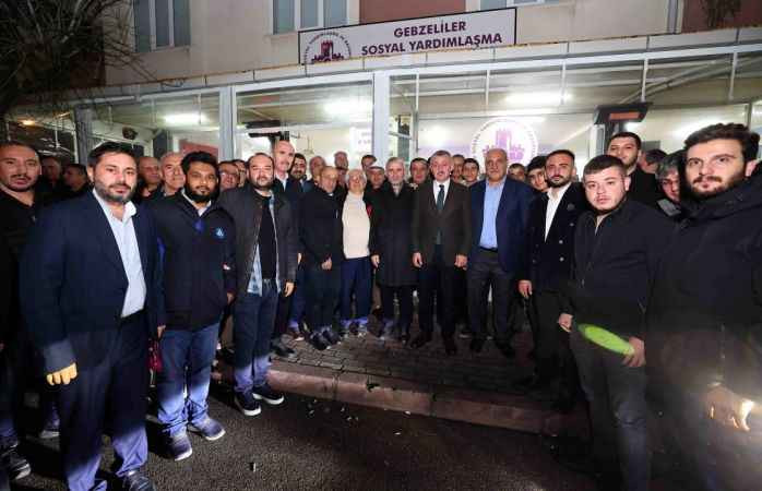 Büyükakın’dan metro açıklaması “Raylara indi deneme sürüşleri yapılıyor”