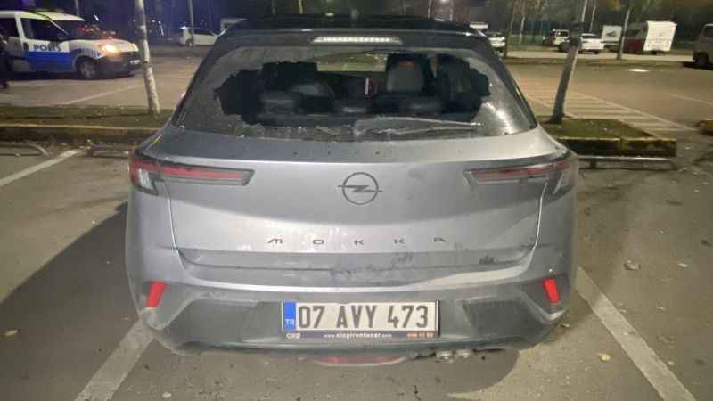 Kocaeli'de garip olay 35 aracın camını patlatıp kayıplara karıştılar