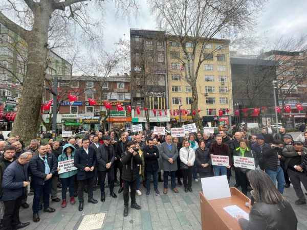 CHP vatandaşları “Halk kürsüsünde” ağırladı