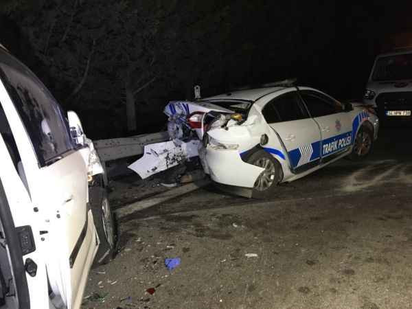 Kocaeli'deki kovalamacada polis otolarına çarpan şahıs tutuklandı!