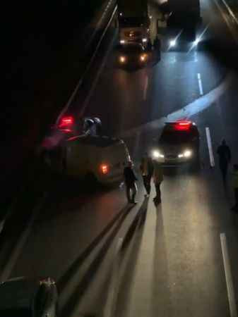 Kocaeli'deki kovalamacada polis otolarına çarpan şahıs tutuklandı!