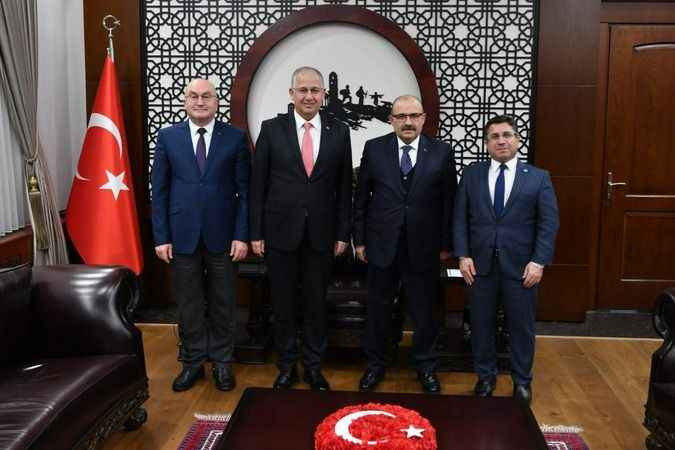 KOÜ Rektörü Cantürk' den, Balıkesir Valisi’ne ziyaret
