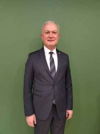 Ahmet Çalık: Tahir Bey, Karamürsel Belediyesine daire başkanı atasın
