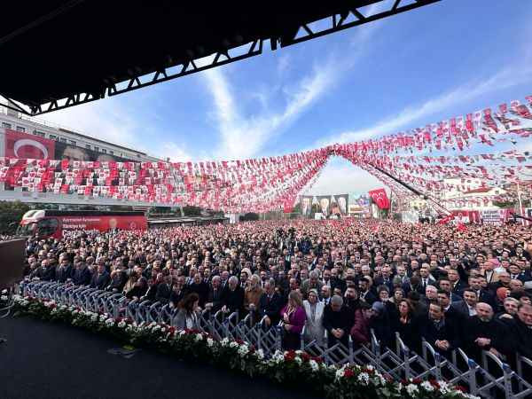 Bahçeli: Özgür Bey ateşle oynuyor, Özgür’e sahip çıkın