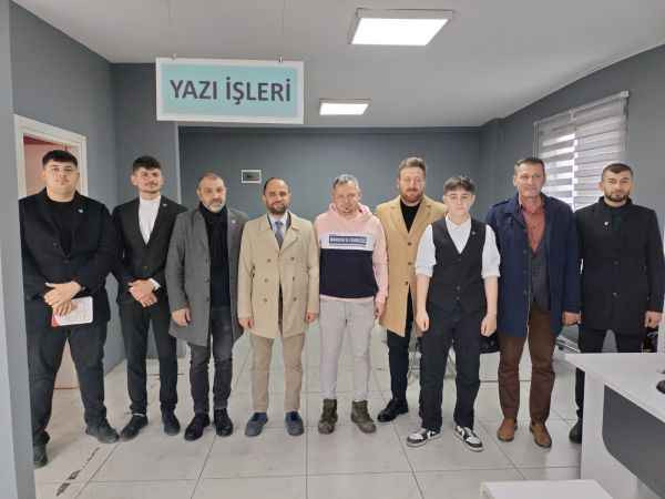 YRP adayı Şahin İzmitliyi yüzdürecek