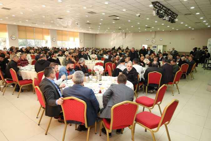 Büyükakın: Esnaf odamızla sürekli istişare halindeyiz