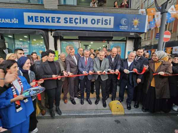 Miting gibi açılış yaptılar