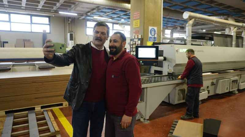 Erkan Baş seçim çalışmalarına fabrikalarda start verdi