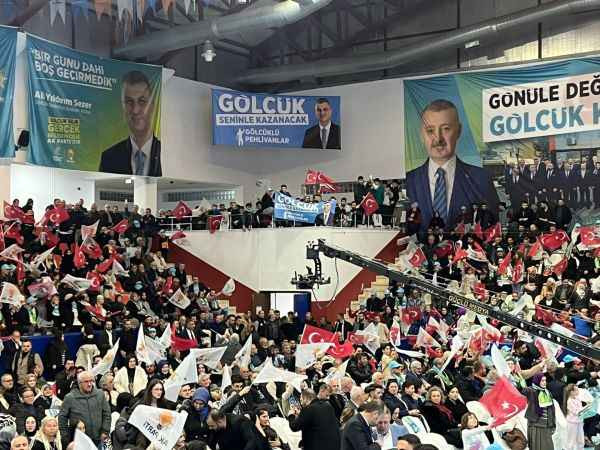 Sezer spor salonunu doldurdu