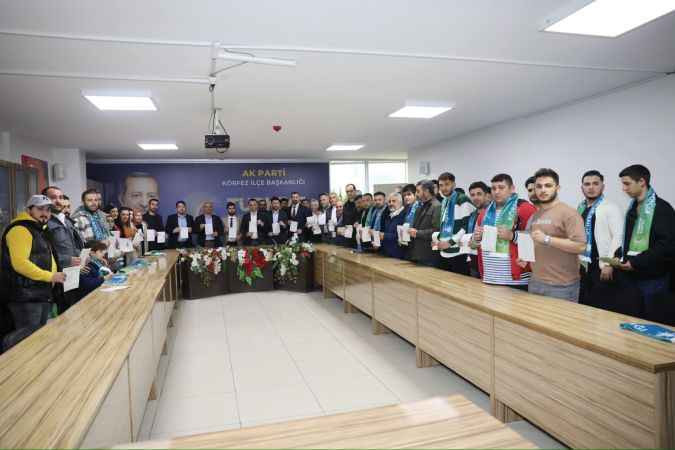 Toplu şekilde istifa ettiler O ilçede 100 kişi AKP’ye geçti