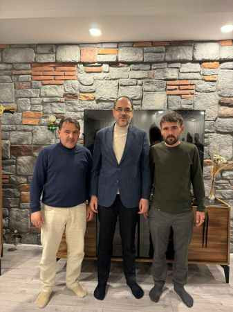 İstifalar sürüyor... Ayaz, YRP’ye geçemedi ama YRP’liler Ayaz’ın safına geçiyor