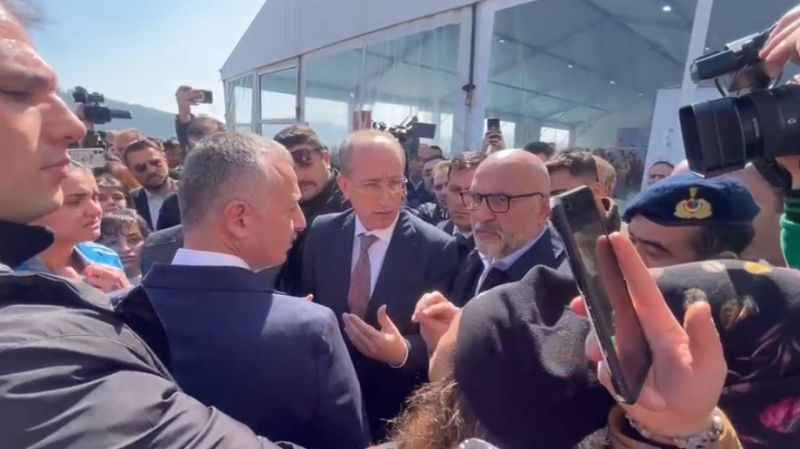 Bakan programında olay! Hak sahipleri isyan etti