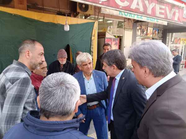CHP’nin büyükleri sahaya indi